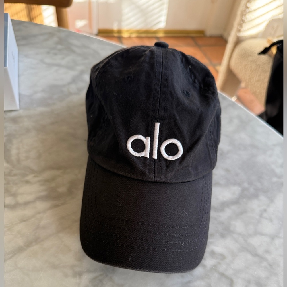 ALO Yoga Black Cap